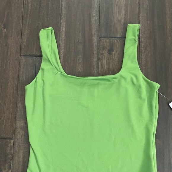 Live In The Moment Lime Green Square Neck Bodysuit Jr. L NWT - Picture 3 of 6